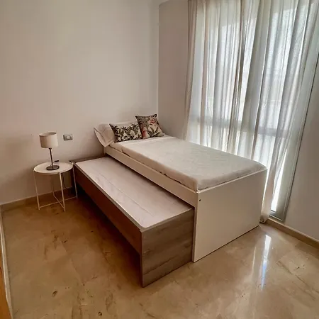 Centro Con Aparcamiento 別荘 *