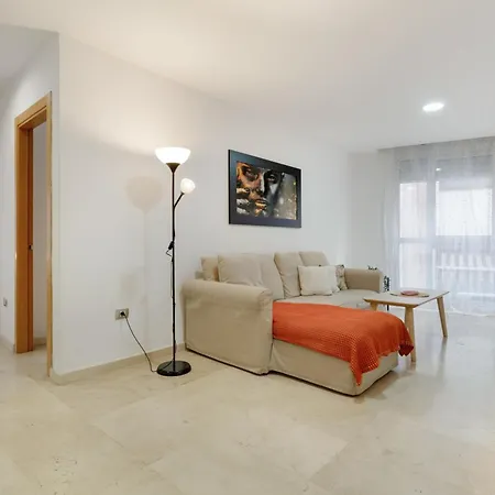 Centro Con Aparcamiento Hébergement de vacances *
